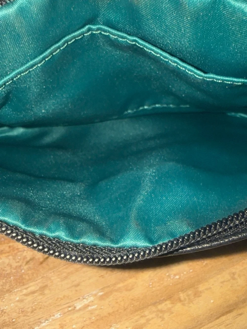 Coach Park  Vintage Wristlet Black Leather Turn Lock Pocket Green satin lined